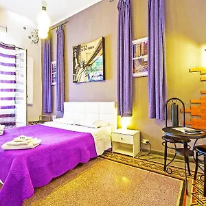 Bed & Breakfast People, Palermo