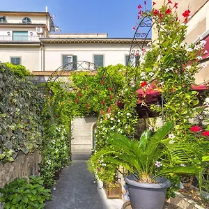 Amalfitana 2*, Pisa Italië