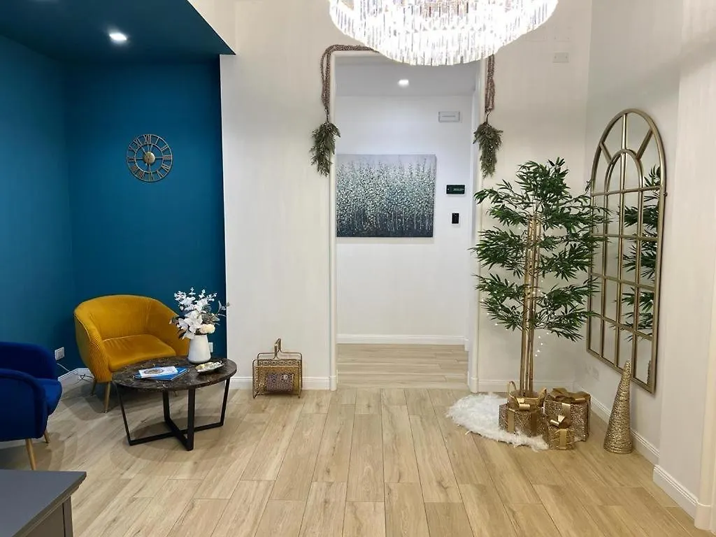 ゲストハウス Le Gemme Di Cavour Luxury Rooms パレルモ
