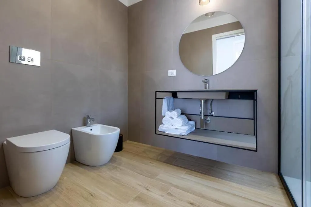 Le Gemme Di Cavour Luxury Rooms パレルモ ゲストハウス
